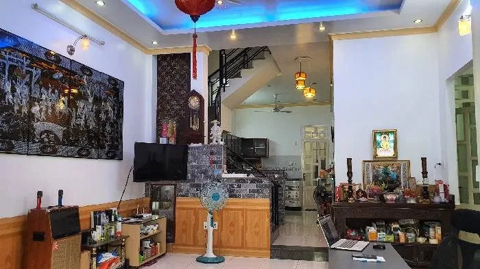 Bán nhà 2 Tầng, Hẻm ôtô, DT: 90m² full thổ cư ngang 6m giá 6.9 tỷ tại Phường Bình Trị Đông