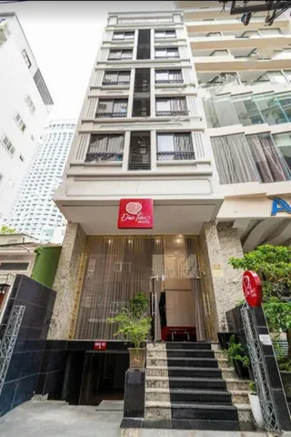 KHÁCH SẠN 7 TẦNG HẺM Ô TÔ NGUYỄN THỊ MINH KHAI - 89M2 - NGANG 6.59 - 31 TỶ 5