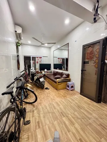 🎯🌏 BÁN NHÀ 5.88 TỶ: KHƯƠNG TRUNG – ĐẦM HỒNG, 33M2 x 4 TẦNG, 3 NGỦ, NGÕ 3M NÔNG.CÁCH NGÕ Ô TÔ TRÁNH 50M.HÀNG XÓM KHU PHÂN LÔ QUÂN ĐỘI VƯƠNG THỪA VŨ.