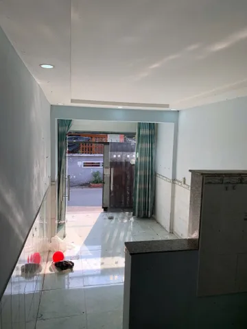 Nhà bán sổ riêng diện tích nhỏ đường thông buôn bán được giá rẻ ở Đông Hoà