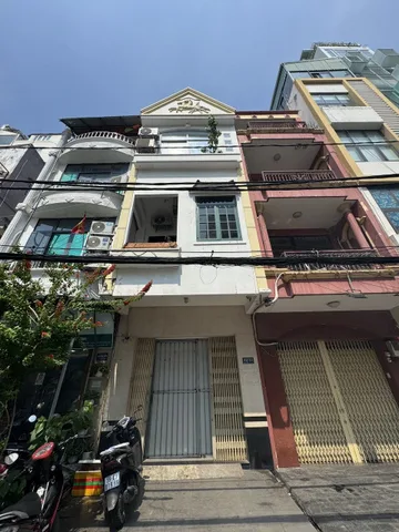 Nhà bán Hoàng Diệu, phường 13, quận 4