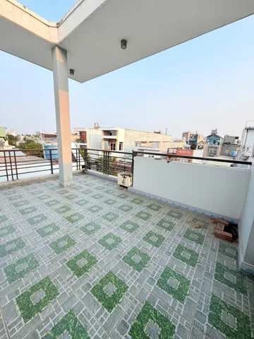 Nhà mặt tiền đường D17 khu dân cư Việt Sing kinh doanh sầm uất