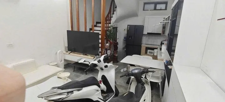 cho thuê nhà nguyên căn tại ngõ 34 Hào Nam, Đống Đa-35mx5t-15tr/1tháng