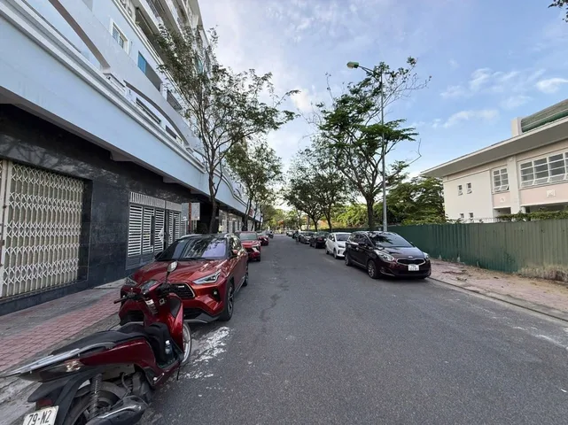 Nhà 4 Tầng, Gần Biển Phường Nha Trang - DT 69,7m2