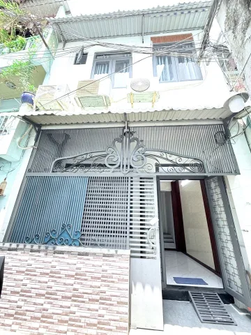 Nhà mới đẹp, , quận Phú Nhuận giáp các quận Trung tâm , 2 tầng,chỉ hơn 5 tỷ