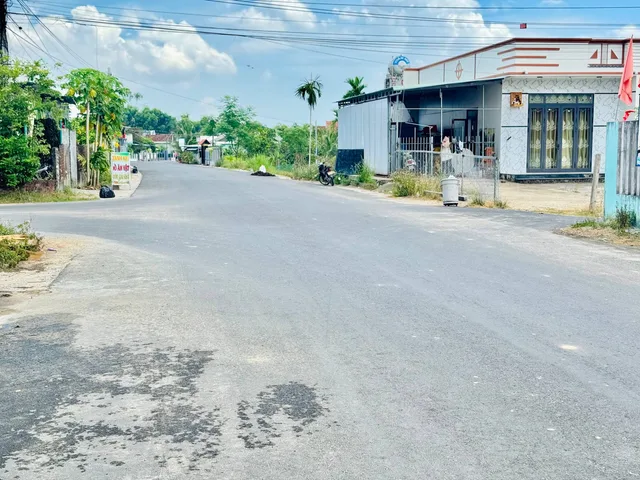 Đất mặt tiền đường nhựa 10m5 sát Quốc lộ 1A