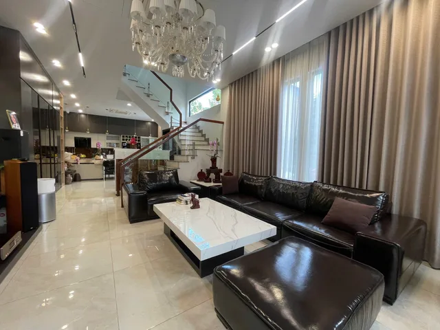 Bán nhà 100m² full thổ cư ngang 5m giá 10 tỷ tại Phường Hưng Đạo (biệt thự Sao Đỏ, Anh Dũng cũ)