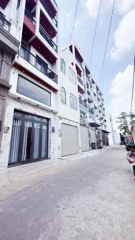 Bán nhà 74m²  4×18.5m² giá 7 tỷ  Phường Bình Tân