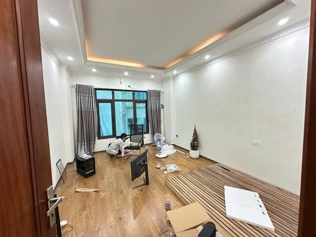 Cho Thuê Nhà Ngõ 140 Vương Thừa Vũ - Thanh Xuân 34M² 6 Tầng 4 Ngủ - Nội Thất CB - Giá Thuê 15tr
