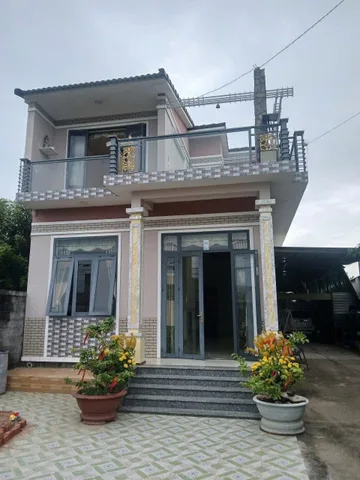 📍Đất + nhà lầu ấp Tân Trung, Phước Tân, Xuyên Mộc, BRVT (Hồ Tràm - Tp.HCM)
💥12,8x88, 100tc
🚗 Mt đường nhựa, thông 
🏘️Khu dân cư đông, kế các nhà vườn, homestay, villa, gần quốc lộ 55, giáp thị trấn Phước Bửu, đi biển Hồ Tràm chỉ 10km
💰giá cực tốt
☎️