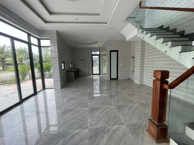 Cho thuê lâu dài, nhà 3 tầng tại trung tâm TP huế