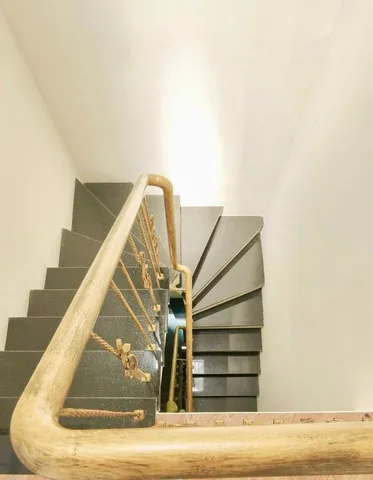 Bán nhà 5 tầng 43 m2 ngõ 109 Quan Nhân