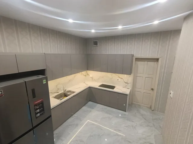 🔥 MẶT TIỀN LÊ VĂN THỊNH– NHÀ 3 TẦNG 3 MÊ – GIÁ CHỈ NGANG GIÁ ĐẤT 🔥