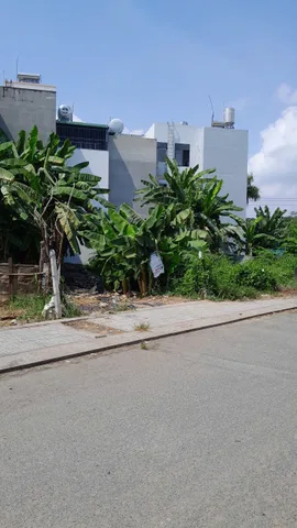 KẸT TIỀN SANG GẤP 74M2 ĐẤT DÂN ĐÔNG NGAY NGÃ 3 CHỢ LONG TRƯỜNG GIÁ 4,1 TỶ