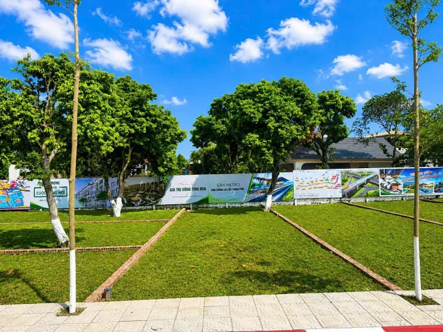 Cần Bán Mảnh Đất Nằm Tại Trung Tâm Sát Khu Giải Trí Cổ Đông