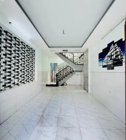 Nhỉnh 5tỷ xíu nhà sát BX Miền Tây,DT (64m2),3PN,2WC,ôtô ngủ nhà,hẻm xetải (150526).