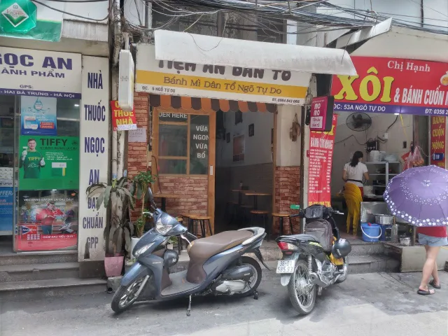 Cho thuê nhà nguyên căn 3x10m, mặt ngõ Tự Do, kinh doanh sầm uất, ôtô đỗ cửa.