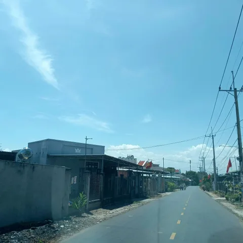 Bán đất 695.6m² có sẵn 225m² thổ cư ngang 21.5m giá 15.3 tỷ tại Xã Hồ Tràm