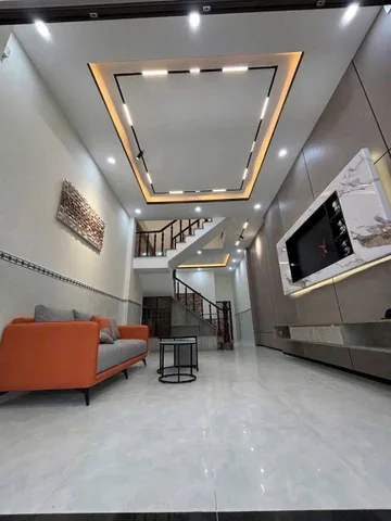 Bán nhà 79m² có sẵn 61,8m² thổ cư ngang 4m tại Phường Dĩ An