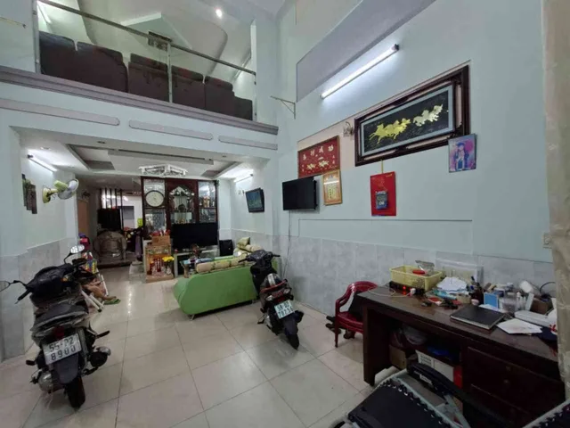 Hẻm 10m Trịnh Đình Trọng, 90m2, 4.3x22, 4 tầng, 4PN, kiên cố, an ninh, Chỉ 11.5 tỷ