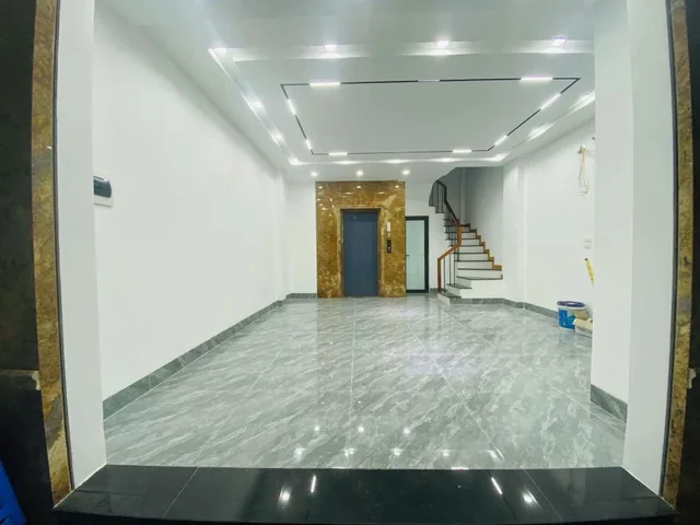 NHÀ MỚI ĐẸP 6 TẦNG THANG MÁY GẦN PHỐ LÊ DUẨN_NGÕ NÔNG THÔNG THOÁNG_55m2_TRƯỚC NHÀ RỘNG, hơn 12 tỷ