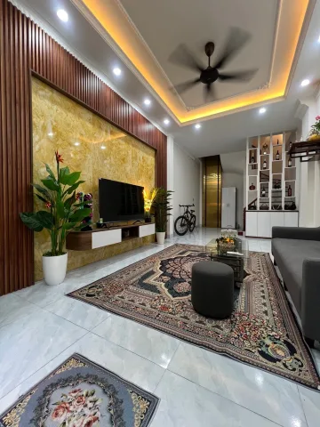 Bán nhà Hoàng Mai – Giá 12.85 tỷ – DT 35m² x 5 tầng – thang máy, vài bước ra ô tô tránh
