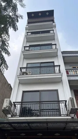 Hiếm! Vũ tông Phan, trần hòa, 6 tầng thang máy, ngõ ô tô qua, ô tô VF3 vào nhà, 9.7 tỷ