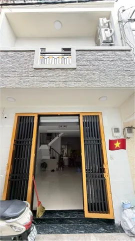 SIÊU PHẨM TÂN PHÚ - HẼM XE TẢI NGAY NHÀ - 34M2 - 2 TẦNG NGANG 4M VUÔNG VỨC RẤT THOÁNG -