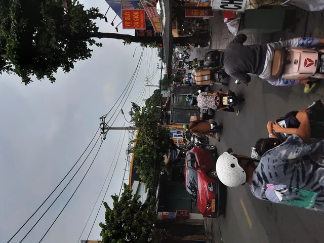 BÁN NHÀ ĐƯỜNG TỈNH LỘ 10, SÁT KHU TÊN LỬA, GẦN AEON MALL ,NHÀ HẾM ( 5,2 X 20M X 2TẦNG ) GIÁ : NHỈNH 5 TỈ TL
