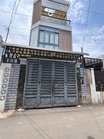 Nhà Mặt Tiền Đường Hiệp Bình Chánh Thủ Đức 86m2 xây 3 Lầu Ngộp Bank bán gấp