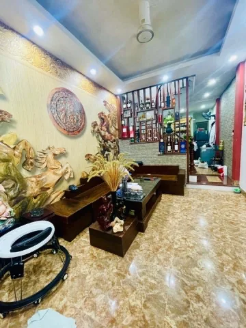 NHÀ ĐẸP GẦN PHỐ TÔN ĐỨC THẮNG_NGÕ THÔNG_35m2 x 4T_2 MẶT THOÁNG, 9 tỷ