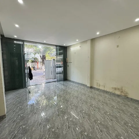 Bán nhà 2 tầng 2 mê đường 7.5m Lý Nhân Tông - Khu dân trí cao, cạnh bv quốc tế Vinmec, Phan Đăng Lưu