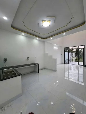 Bán nhà mới xây xã An Thạnh, Bến Lức đối diện Waterproof dt 100m2, 1 lửng , 3pn,2wc giá 2,15 tỷ