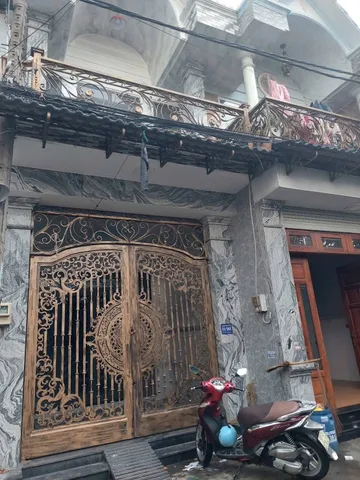 Nhà 2/ ngắn Đường Quách Điêu sát bên Trường Học Đồng Đen ngay Trung Tâm Ngã 5 Vĩnh Lộc. 
 DT: 4x16m lầu suốt 3PN 2WC.