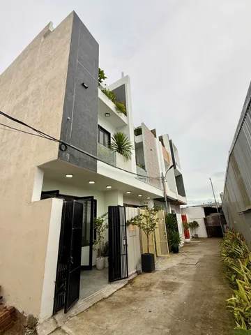 🔴 Bán 4 căn nhà đẹp xây mới  gần ĐH Duy Tân, Liên Chiểu - Giá 4.39 tỷ thương lượng