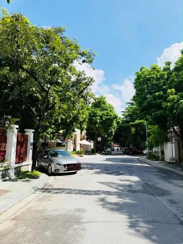 SHOPHOUSE NAM TRUNG YÊN CẦU GIẤY - 120m, 5 TẦNG - DÒNG TIỀN 80TR/TH - VỪA Ở VỪA KINH DOANH ĐỈNH CAO.