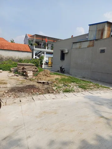 Bán lô góc 3 mặt thoáng tại Thuỷ Triều .xung quanh dân cư đông đúc. L/h;076.231.9990 em Thúy