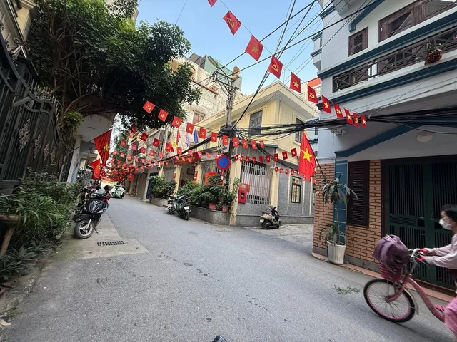 Bán Nhà Lê Trọng Tấn. Thanh Xuân. Lô Góc. Ô Tô. DT 64m2. MT 4.6m. 4 Tầng. Giá 26.1 Tỷ