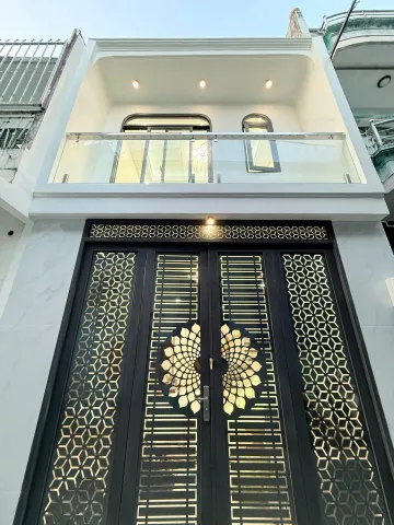 nhà mới full nội thất khuông việt, 40m2, 2 tầng.