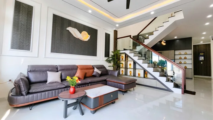 NHÀ MỚI BMT - ĐƯỜNG B1 THÔN 6 CƯBUR - CÁCH TRUNG TÂM BMT CHỈ 3,5KM