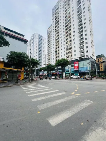 án nhà đẹp 3 tầng mặt phố Nguyễn Viết Xuân, 120m2, mặt tiền rộng 6.2m, vị trí VIP, kinh doanh sầm uất, giá 45 tỷ
