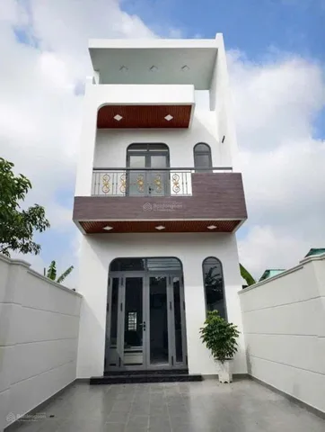 BÁN GẤP GIÁ RẺ: Nhà 1 Trệt 1 Lầu Diện Tích 4x30m Tại TDM, Chỉ 2.6 Tỷ