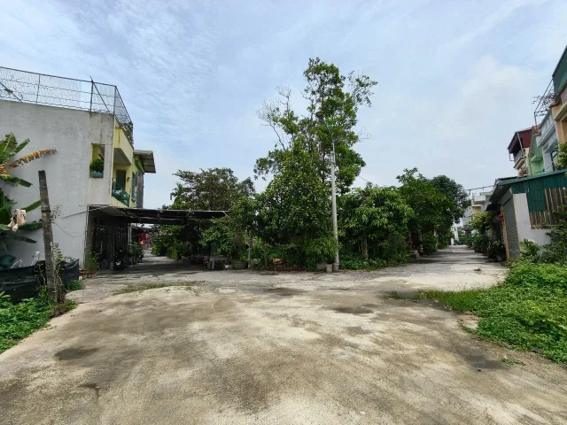 1 lô duy nhất gần chợ Thanh Sơn ( tổ 7 Lê Hồng Phong)