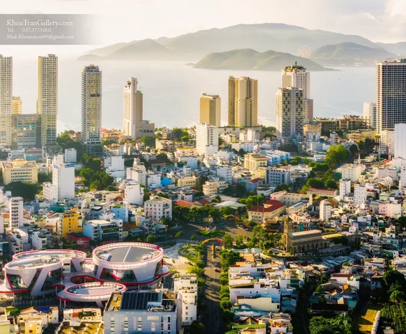 Bán khách sạn mặt biển Trần Phú Nha Trang  view triệu đô
