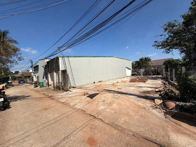 Bán đất 102m² có sẵn 100m² thổ cư ngang 5m giá 2.78 tỷ tại Phường Buôn Ma Thuột