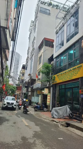 BÁN NHÀ ĐƯỜNG QUAN NHÂN. 75M2 - 5 TẦNG. MT 6M.