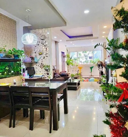 Nhà đẹp 6 tầng ở ngay, Tân Thành, thông Âu Cơ, Tân Sơn Nhì, 53m2, chỉ 7.x tỷ TL