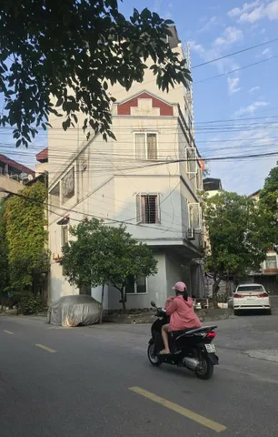 💥BÁN ĐẤT TẶNG NHÀ - LÔ GÓC 2 MẶT TIỀN – Ô TÔ TRÁNH – VỈA HÈ RỘNG - 60m2 - Giá 12.5tỷ💥