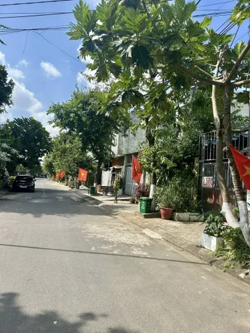 Bán đất Bá Giáng 12, KĐT Bá Tùng 1, Hòa Quý, 100m2 đường 5m5 giá 4.1 tỷ