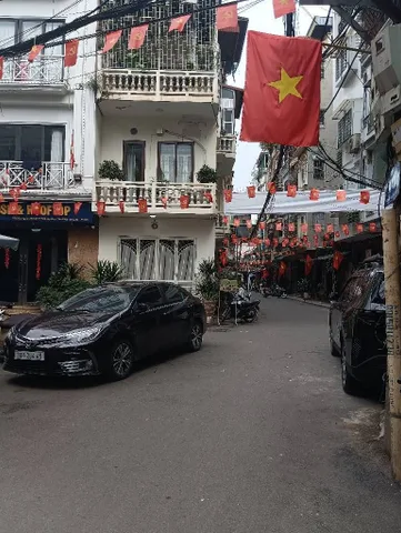 Văn miếu, 40m x 5tầng x Mt 4 đủ công năng ôtô đỗ cửa ngõ thoáng sáng tiện ích bạt ngàn